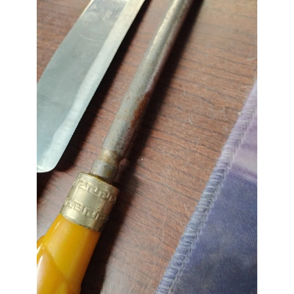 2 Piece‎ Bakelite 13